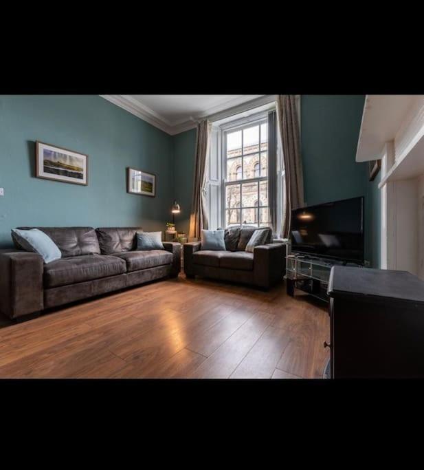 Holiday home 4bed Townhouse In Heart Of *